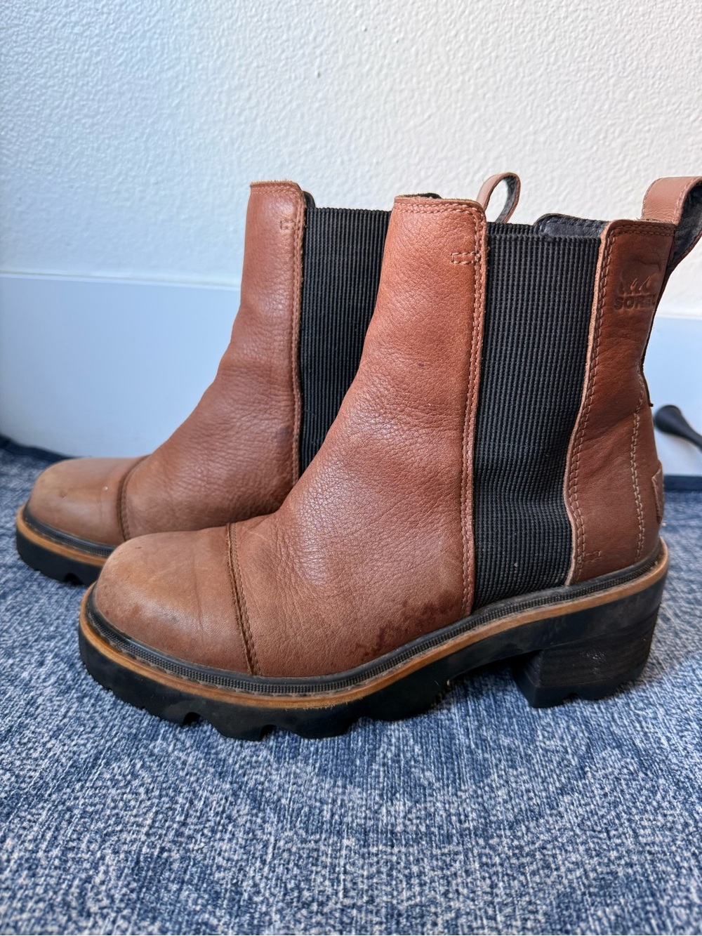 Sorel Joan Now Brown Leather Chelsea Booties with Black Elastic Panels